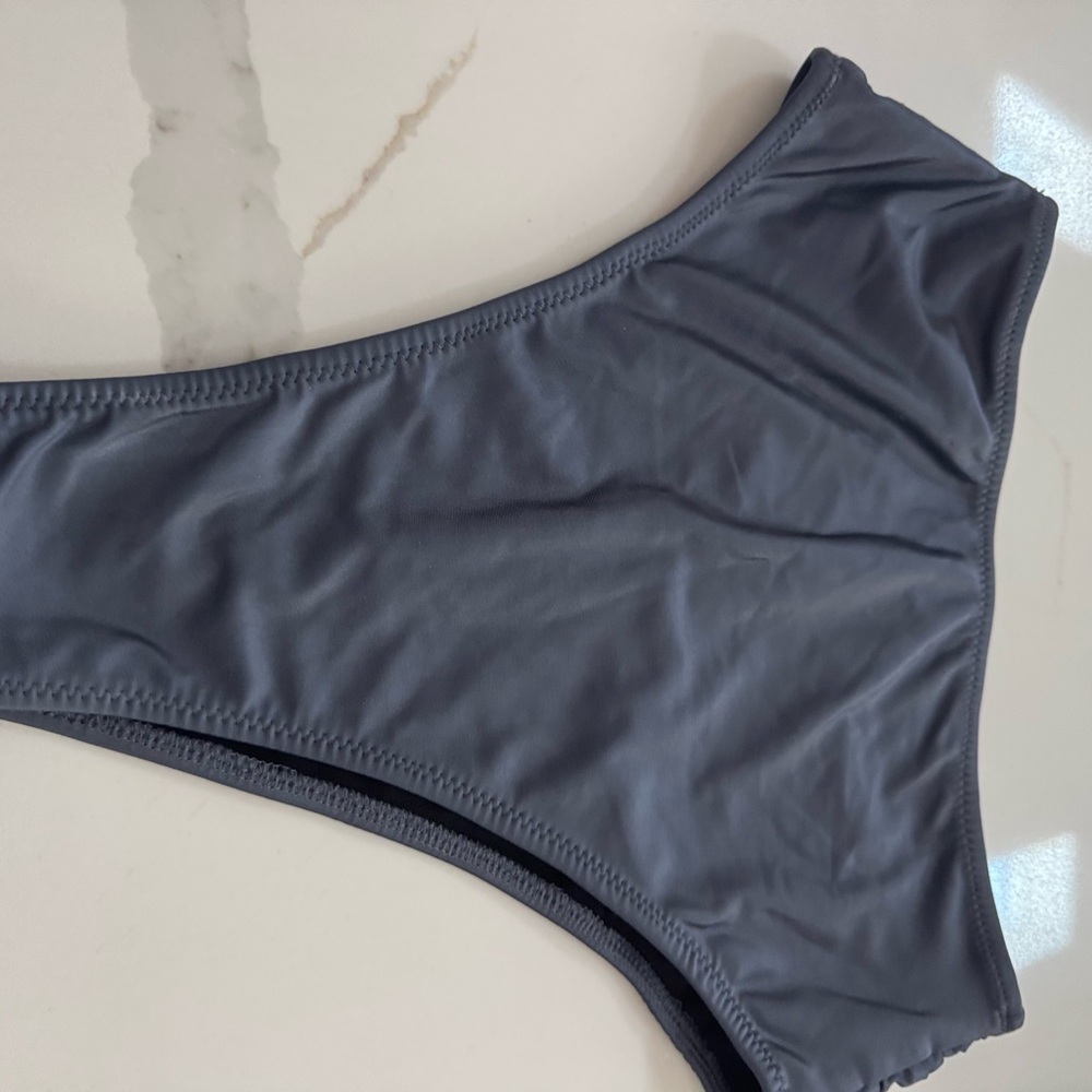 Shark pole Chic Gray Bottom